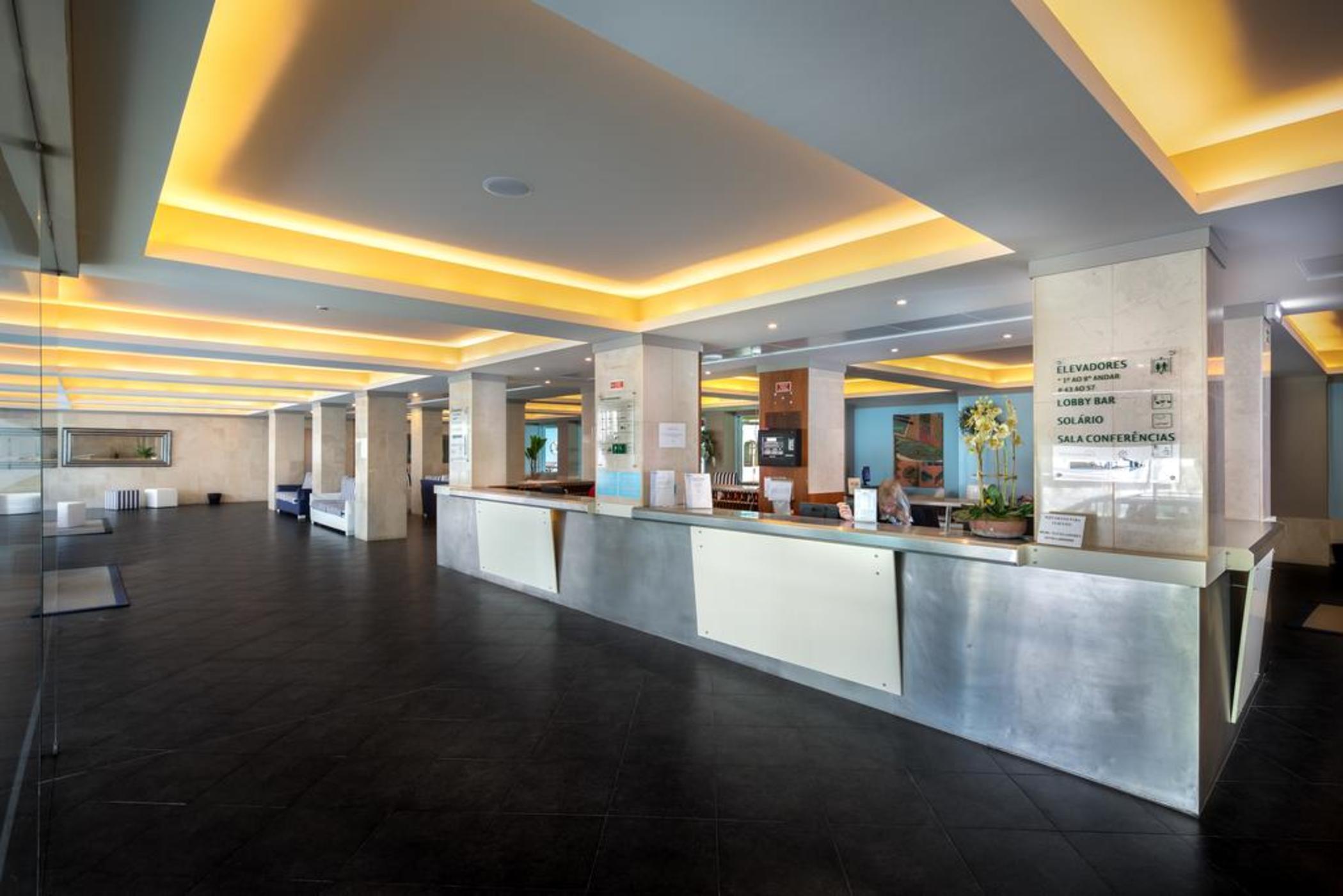 Hotel Navegadores Monte Gordo Exterior foto