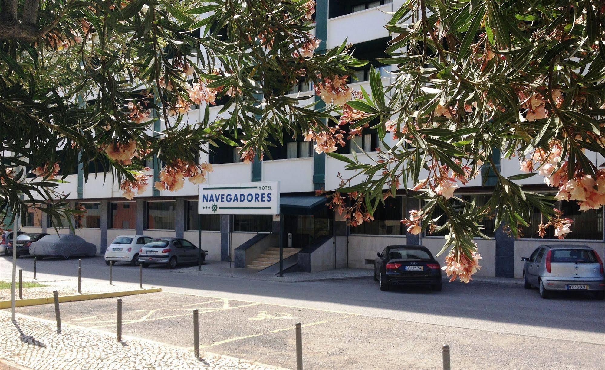 Hotel Navegadores Monte Gordo Exterior foto